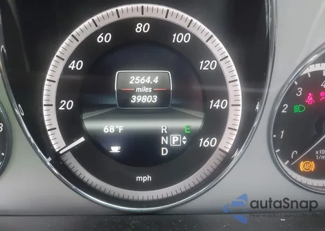 2013 Mercedes-Benz E 350 4Matic из США, поврежденный, VIN WDDHF8JB4DA727504